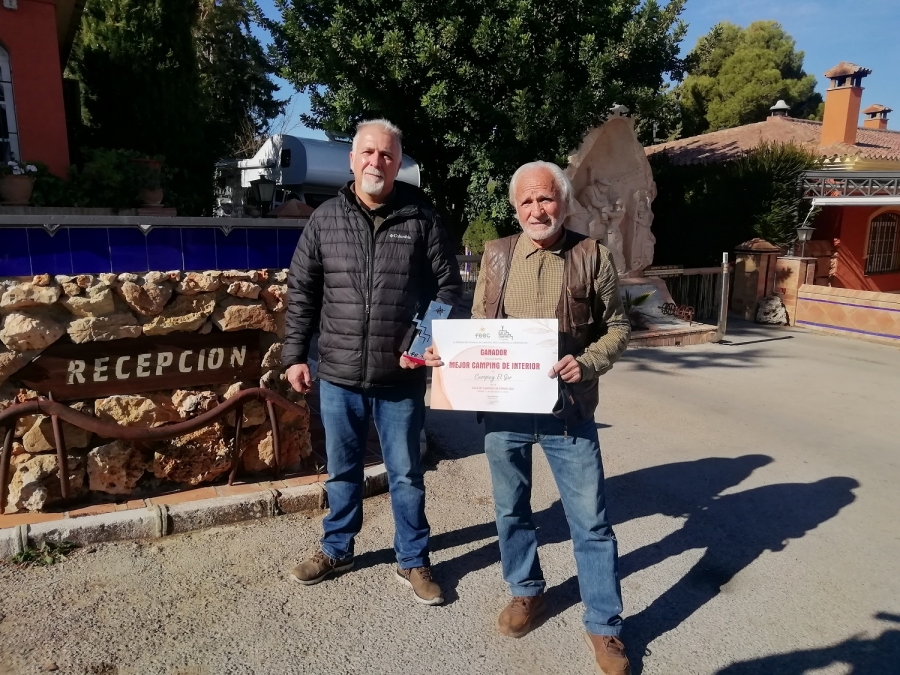 Paco Vidal y sus padres regentan un espacio con gran popularidad entre clientes holandeses, ingleses, franceses y alemanes.