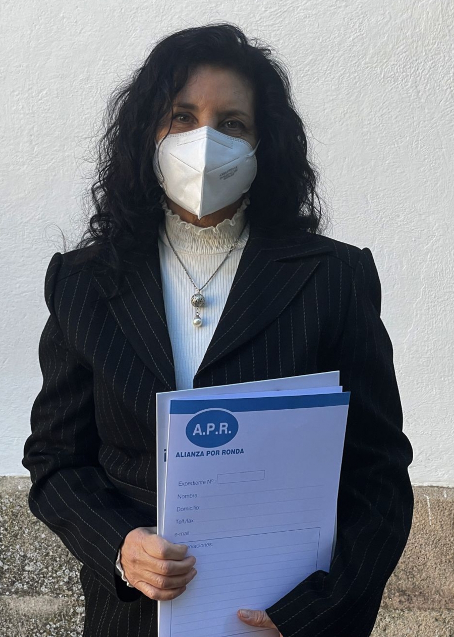 Valle, antes de ofrecer la rueda de prensa para explicar su punto de vista sobre lo acontecido en estos días