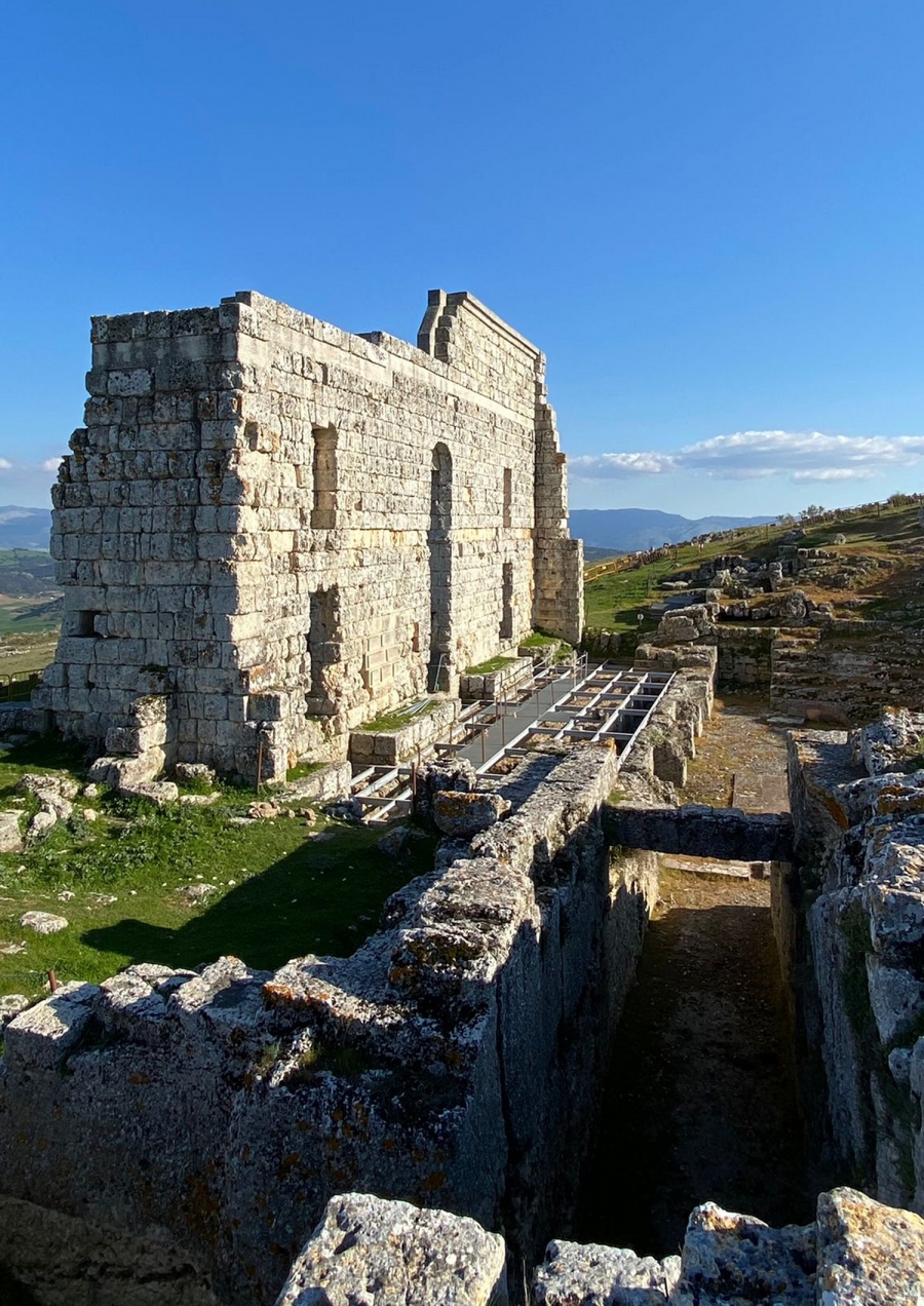Las actuaciones se han realizado en el Teatro Romano y en su acceso por la zona norte