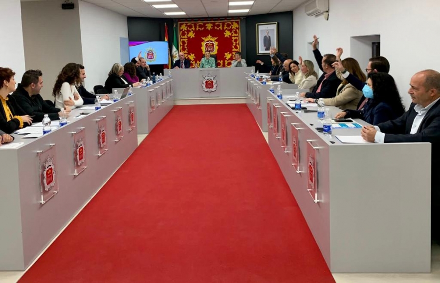 La sesión del mes de noviembre se ha celebrado este lunes en salón de plenos de la Casa Consistorial.