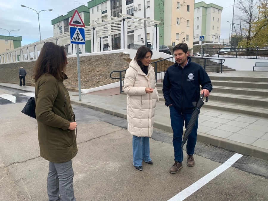 La alcaldesa y la delegada de Obras han visitado la zona