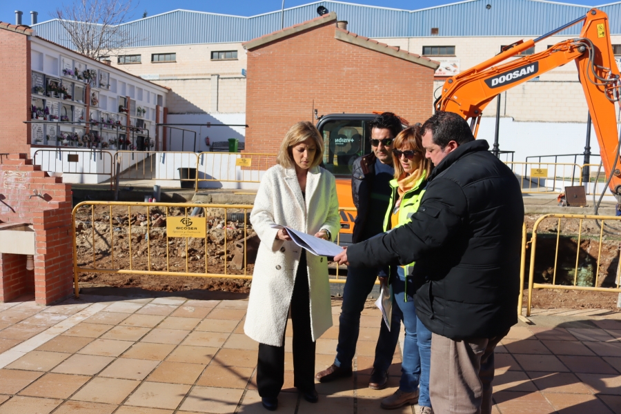 La delegada de Cementerios ha visitado esta mañana las obras