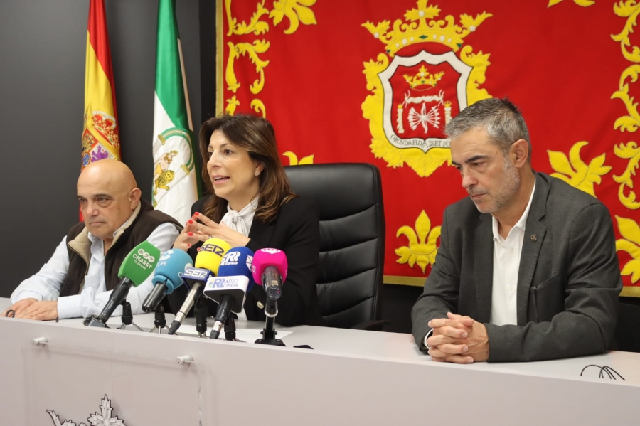 Jesús Vázquez, María de la Paz Fernández y Juan Carlos García de los Reyes, de izquierda a derecha.