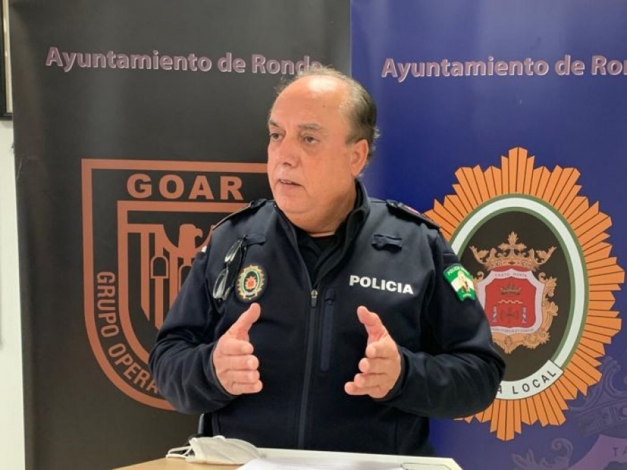 José Carrasco destaca la profesionalidad de los agentes que componen este cuerpo de seguridad.