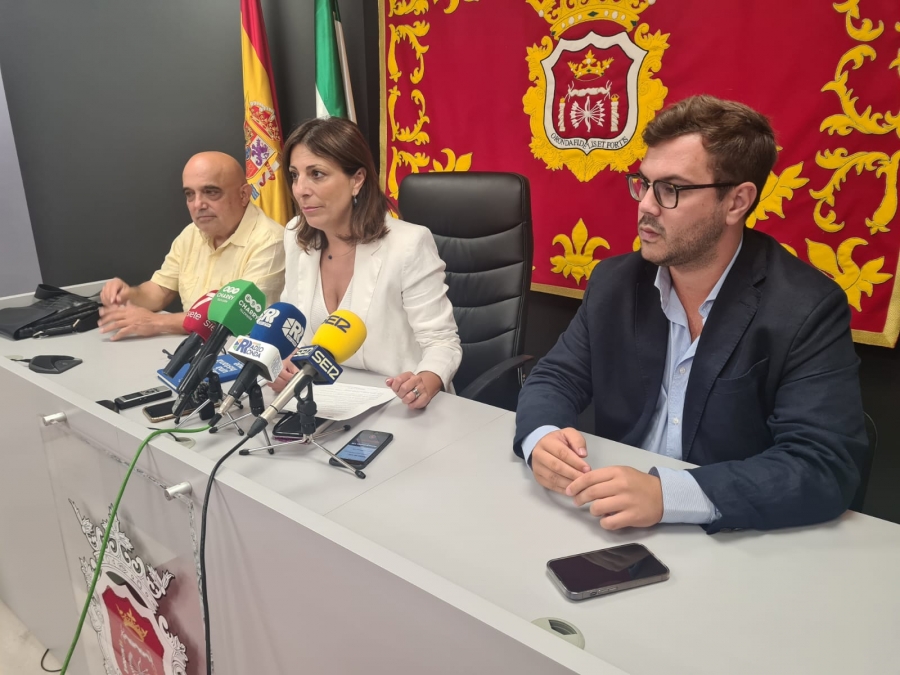Fernández ha informado de cómo se distribuirán las delegaciones en el Ayuntamiento de Ronda