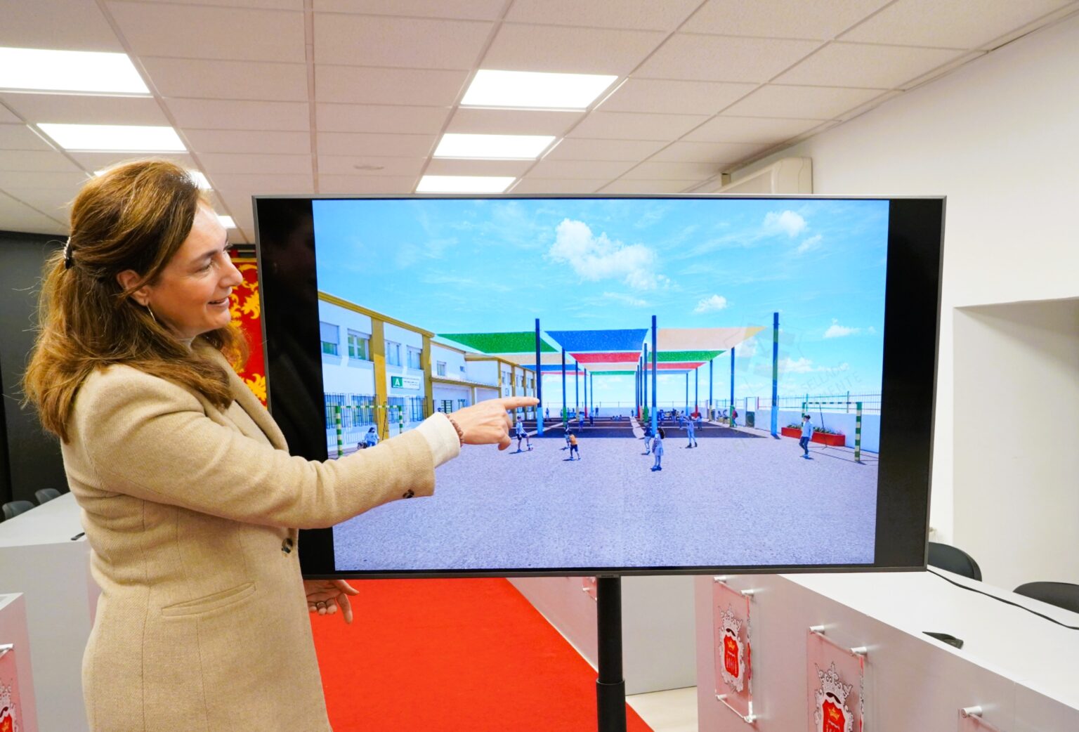 La delegada de Educación, Cristina Durán, en rueda de prensa