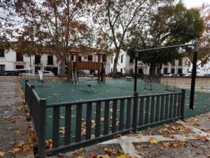 También se prevé la mejora de la zona de juegos infantiles de Ruedo Alameda
