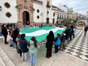 Escolares han conmemorado el Día de la Bandera de Andalucía