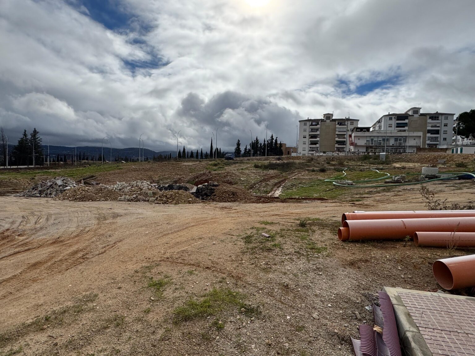 La parcela en cuestión es de más de 7.000 metros cuadrados