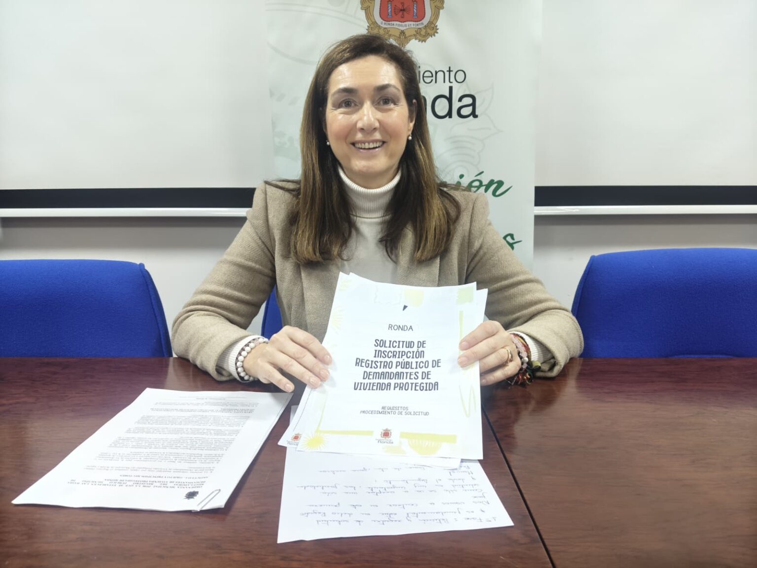 La concejal de Vivienda, Cristina Durán, en rueda de prensa