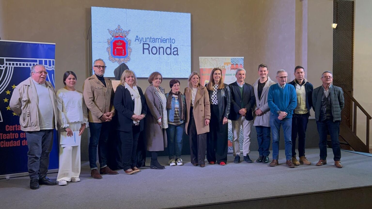 Foto de familia en la presentación