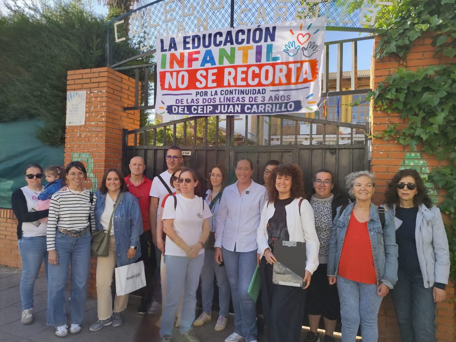 La AMPA ha iniciado una recogida de firmas para mostrar su desacuerdo con esta medida