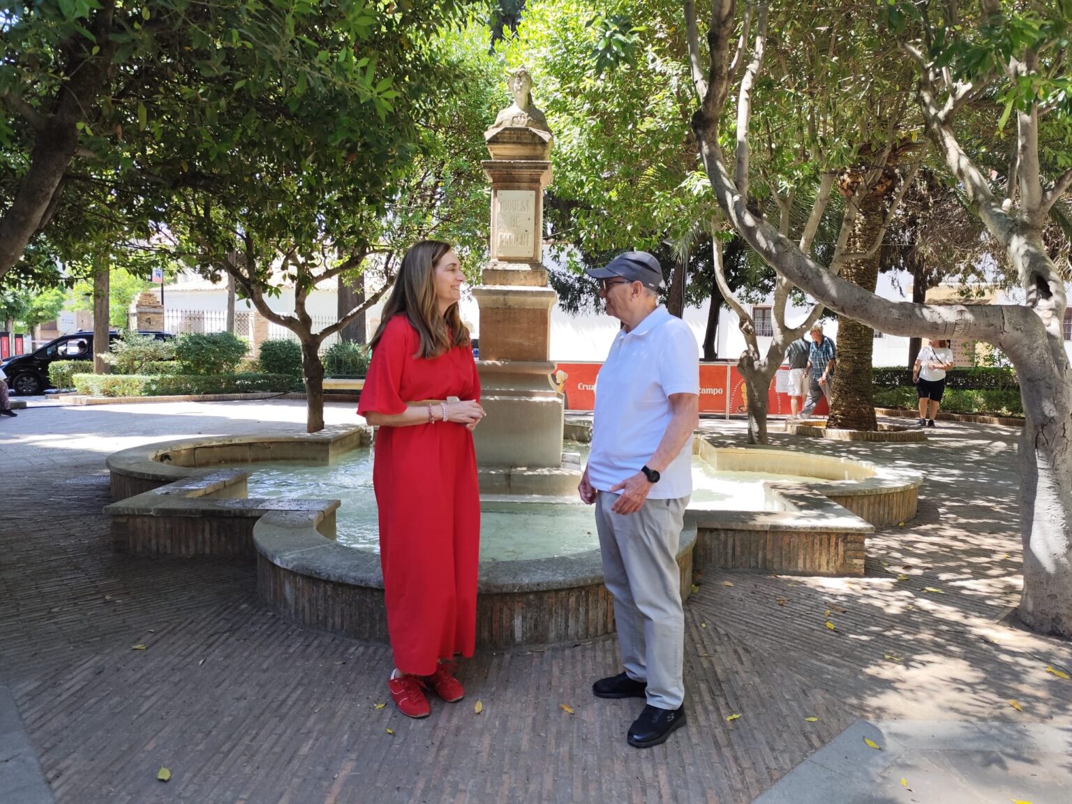 Durán y García en la plaza Duquesa de Parcent