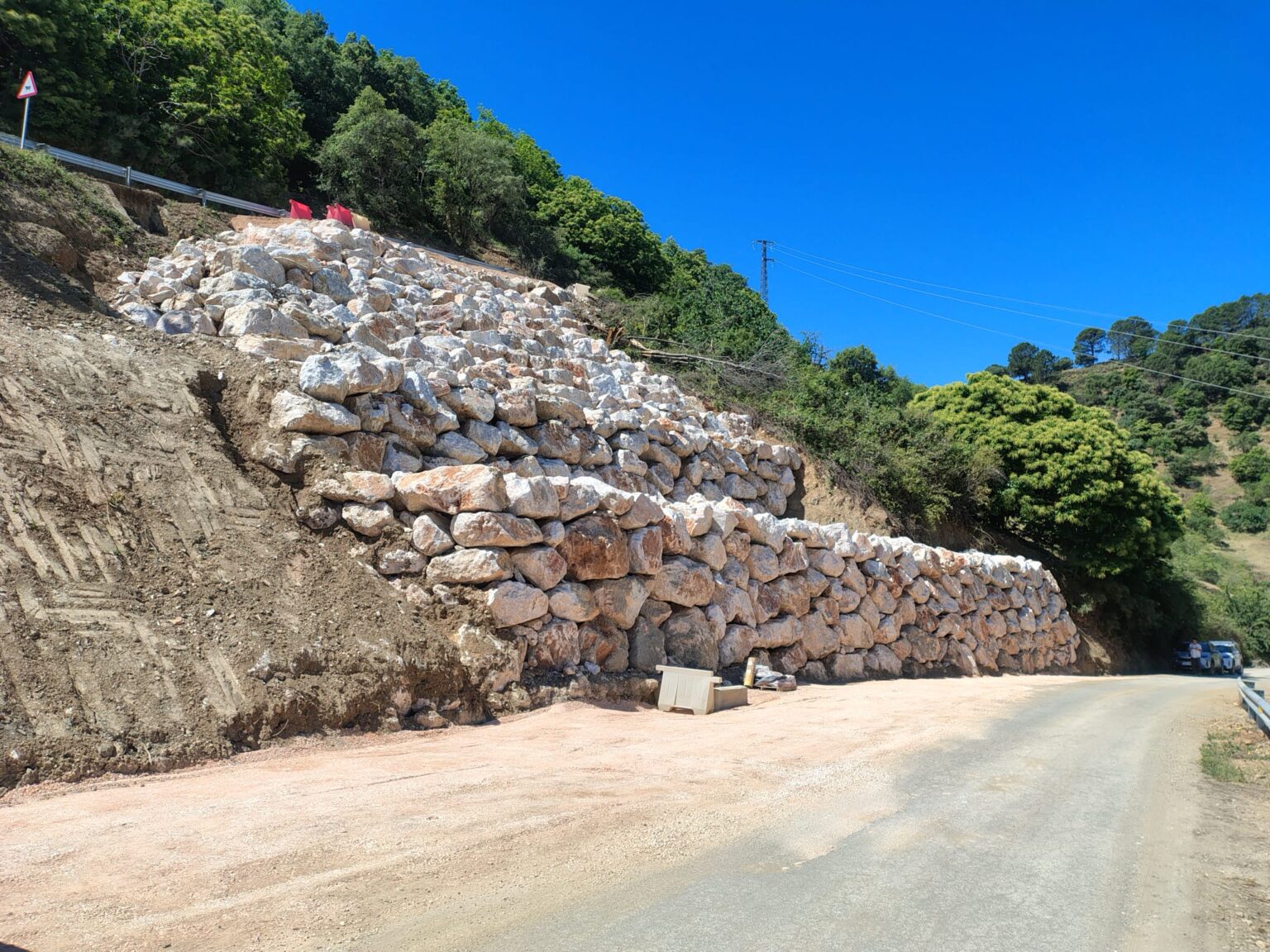 Estado de la carretera de acceso a Benalauría