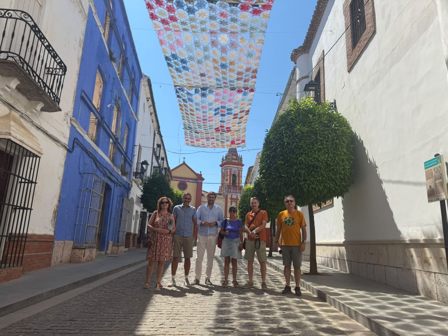 Miembros del grupo de paisaje de la AGE, junto al alcalde de Cañete la Real, Andrés Morón