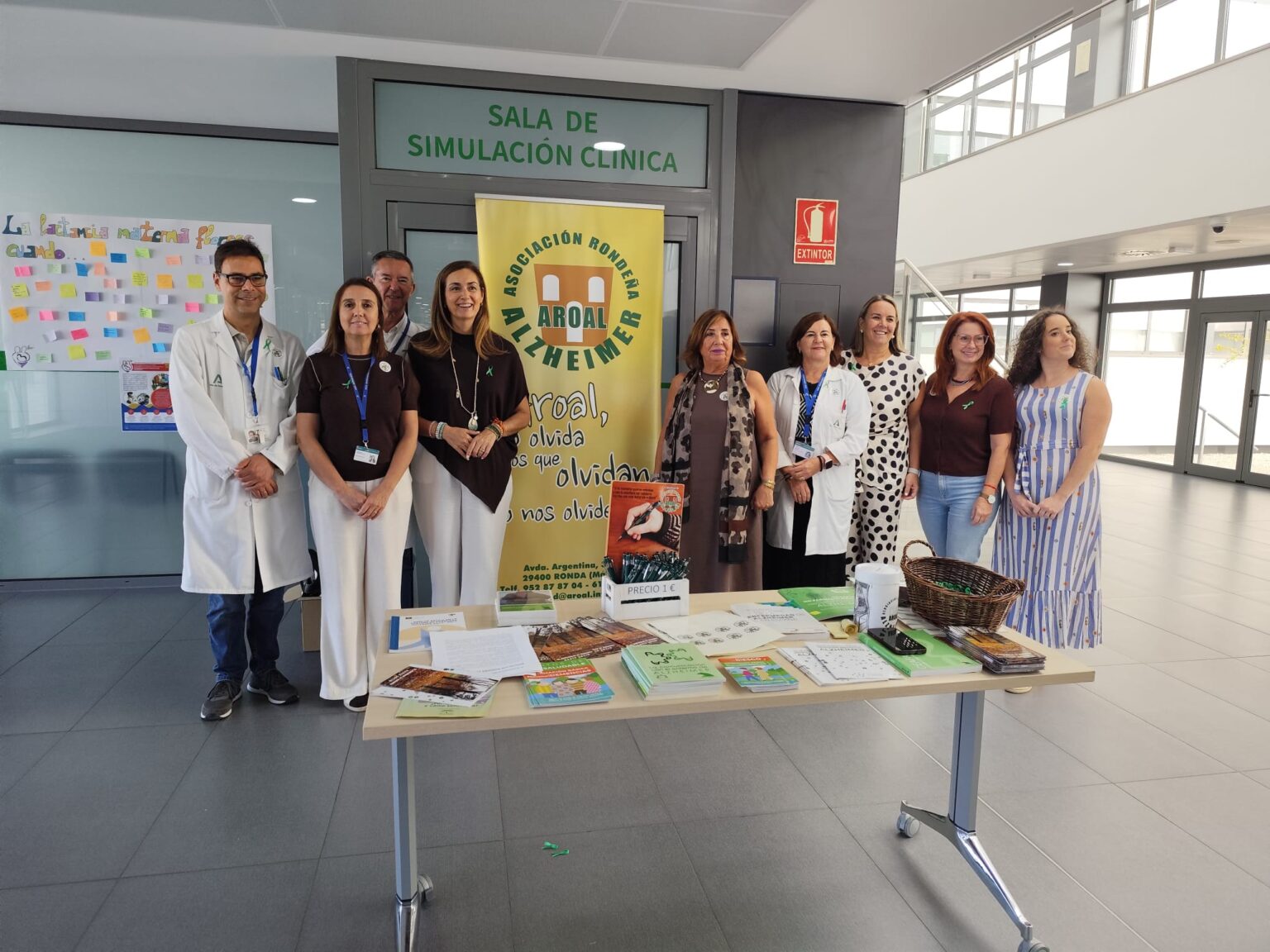 El Área Sanitaria, el Ayuntamiento y AROAL unen sus voces en el Día Mundial del Alzheimer
