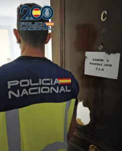 Uno de los pisos clandestinos dedicados a la trama simulaba albergar un gabinete psicológico tal y como ha dado a conocer la Policía Nacional