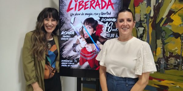 Rebeca Muñoz y Lola Mento en rueda de prensa