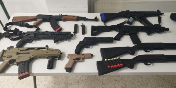Imagen de las armas incautadas