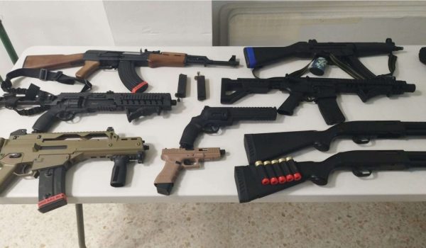 Imagen de las armas incautadas