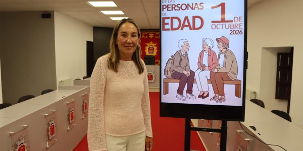 La delegada de Atención de Mayores, Alicia López