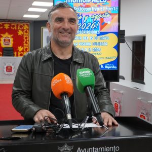 Bernardo Crespo en rueda de prensa