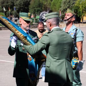 Imagen del acto celebrado este mediodía en el Patio de Armas del Cuartel de La Legión en Ronda