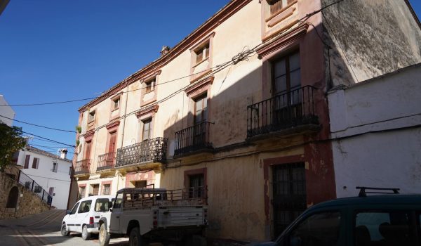 Alpandeire licita la construcción de un nuevo albergue