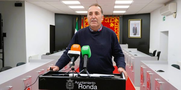 El delegado de Agricultura, Juan Carlos González, en rueda de prensa