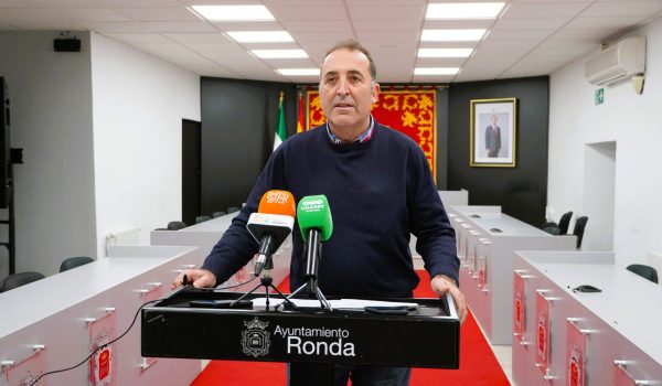 El delegado de Agricultura, Juan Carlos González, en rueda de prensa