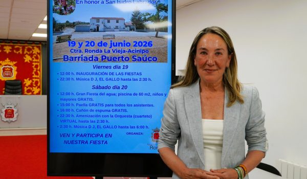 Alicia López, delegada de Pedanías, en rueda de prensa
