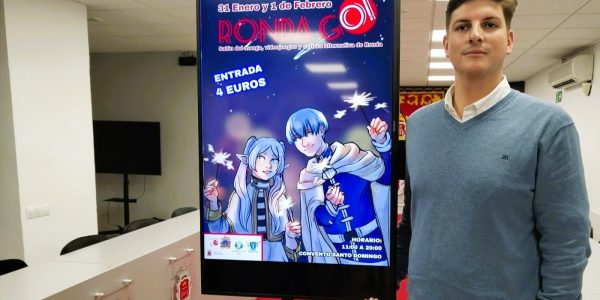 El delegado de Juventud, Jorge Fernández, en rueda de prensa