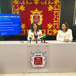 28042026 - La alcaldesa, Mari Paz Fernández, ha ofrecido esta mañana esta rueda de prensa.