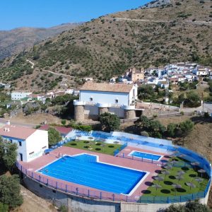 Piscina Alpandeire