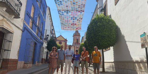 Miembros del grupo de paisaje de la AGE, junto al alcalde de Cañete la Real, Andrés Morón