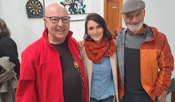 Burgos (en el centro) junto a los expresidentes Fernando Ruiz (izquierda) y Rafael Flores (derecha).