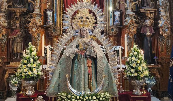 El acto tuvo lugar durante el puente de la Inmaculada e invitó al fiel a ir en busca de la imagen en peregrinación.