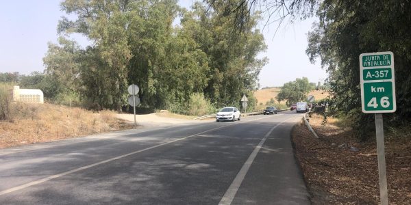 Carretera de paso sobre rio Grande