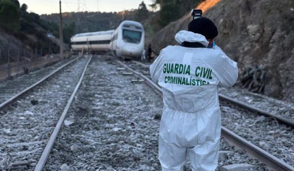 Imagen de la Guardia Civil del punto en el que se produjo el accidente