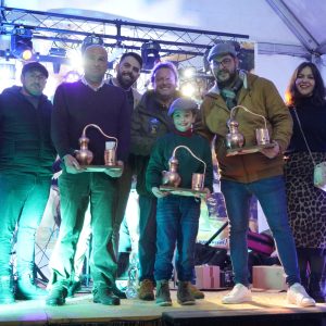 Esta fiesta es una apuesta de Jubrique por mantener vivas sus tradiciones, ya que
con esta celebración se pone en valor y se da a conocer esta bebida, que desde hace siglos se
viene elaborando de manera artesanal en el pueblo.