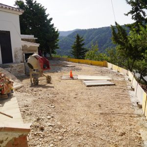 Mirador en restauración en Jubrique