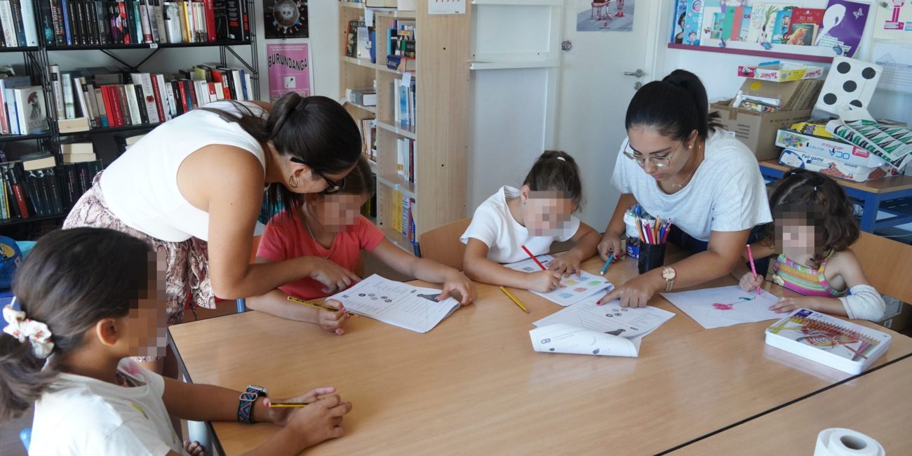 BENALAURÍA IMPARTE UN TALLER DE CREATIVIDAD Y ARTE