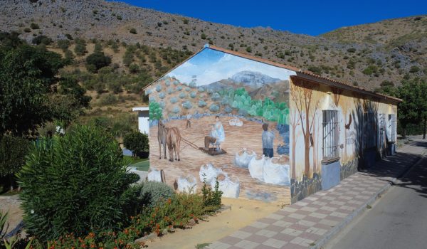 Mural en Cartajima