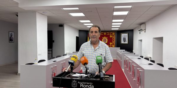 Actuación para arreglar 12 caminos y calles de La Cimada y Los Prados