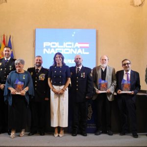 Foto de familia en el acto