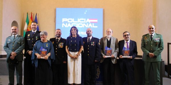 Foto de familia en el acto