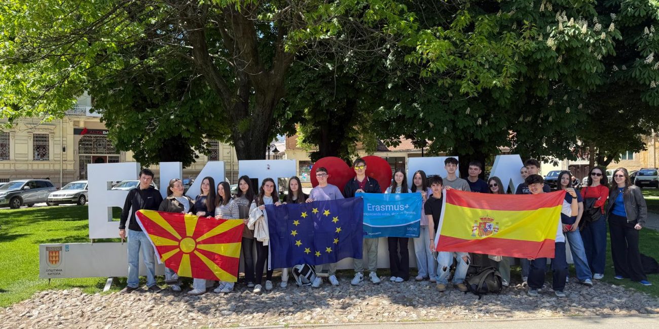 Imagen de los alumnos en Bitola, Macedonia del Norte
