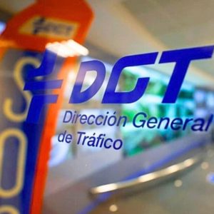La DGT apuesta por realizar estos cambios para dejar atrás el papel.