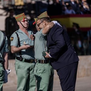El reconocimiento fue entregado por el general Agustín Carreras, jefe de la Brigada de La Legión. Foto: José Manuel Dueñas (DECET)