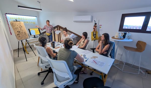 El Ayuntamiento cuenta con un espacio de co-working en el Punto Vuela Guadalinfo | Serranía Comunicación